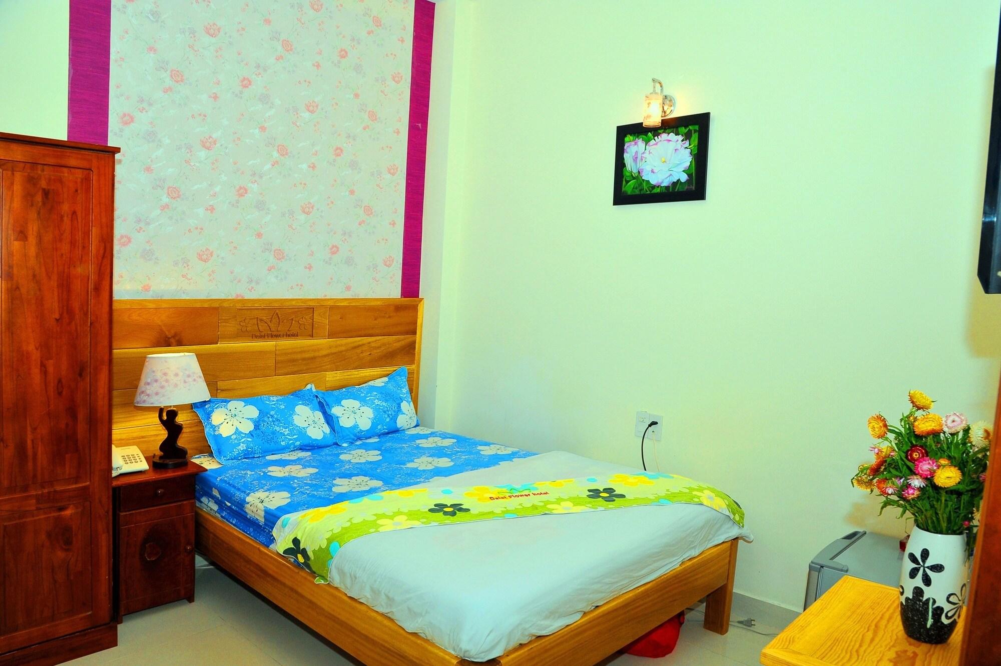 Dalat Flowery Hotel & Coffee Kültér fotó